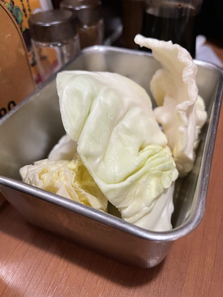 お通しキャベツ200円