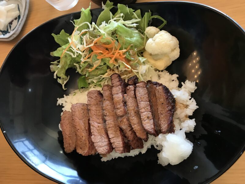 能登牛ステーキ丼