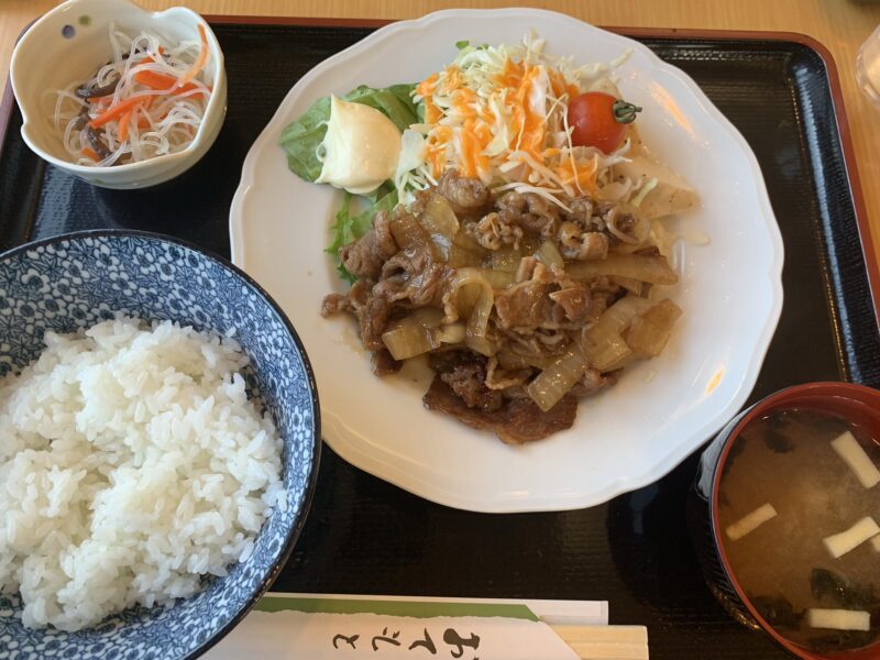 十和田B級グルメ牛バラ焼き定食