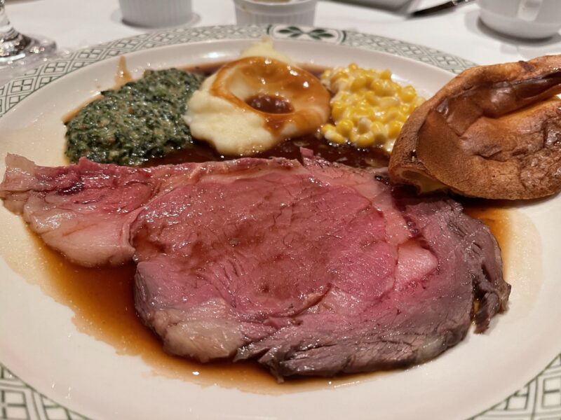 プライムリブとヨークシャープディング