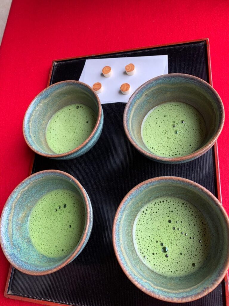 お抹茶とお菓子