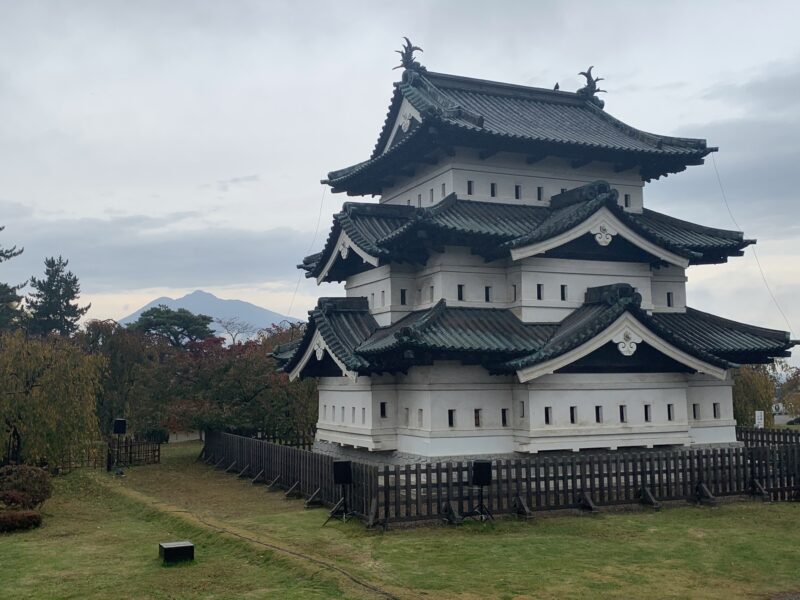 弘前城