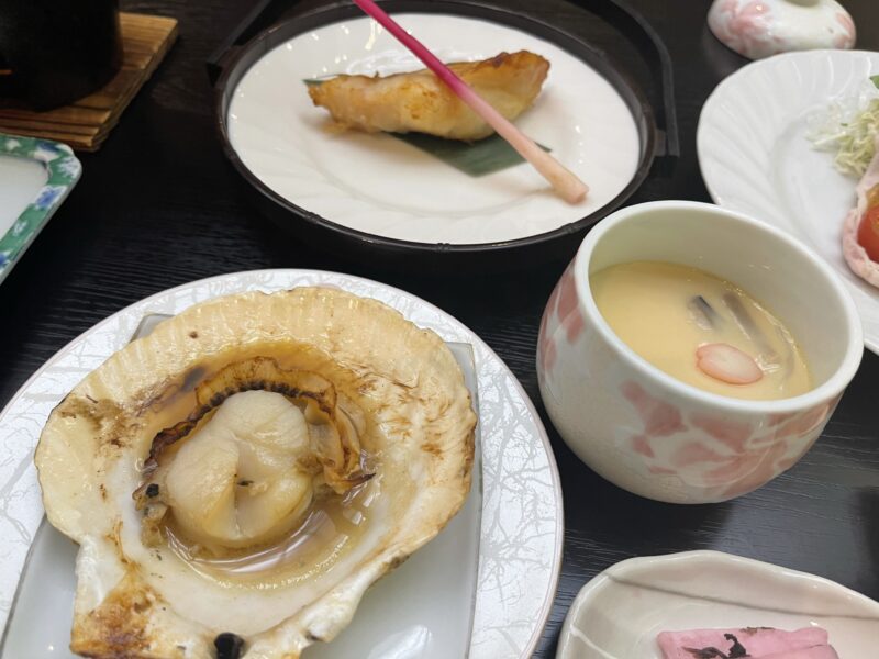 帆立の浜焼き
つがる風茶碗蒸し
キンキン塩焼き