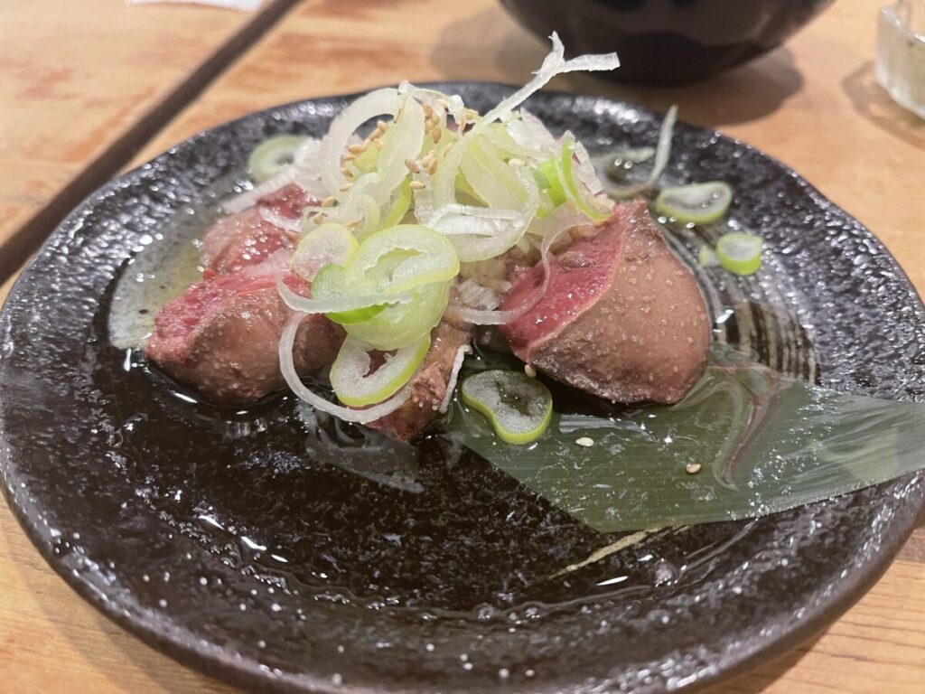 白レバー炙り 495円