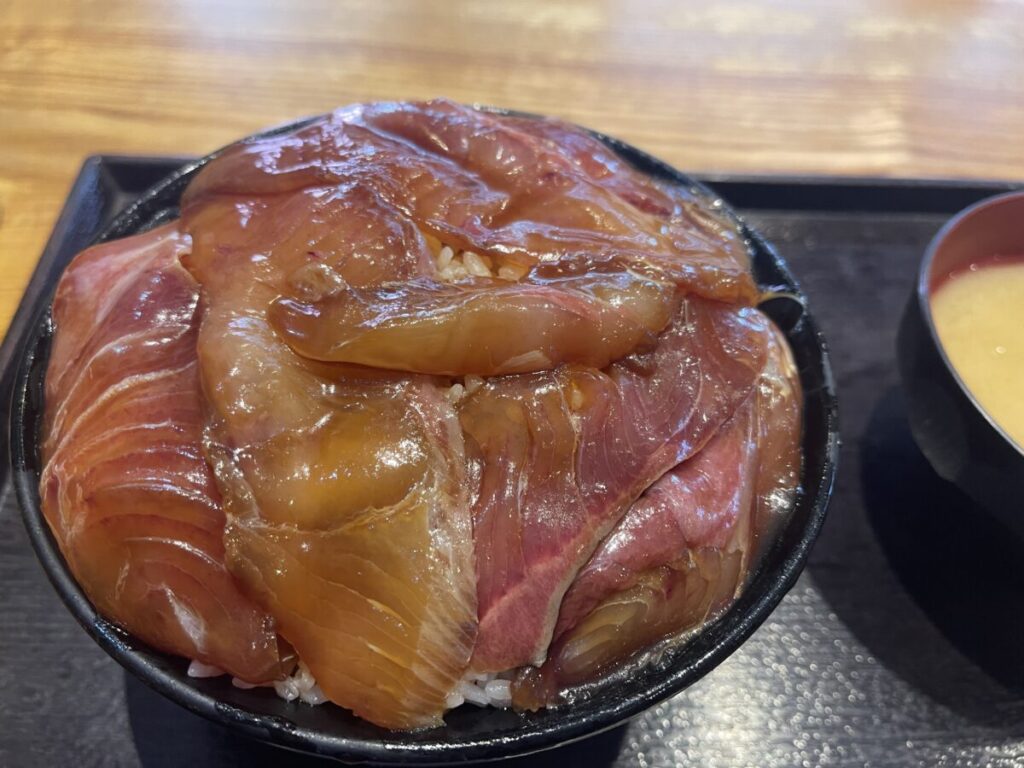 カンパチづけ丼W 1,100円