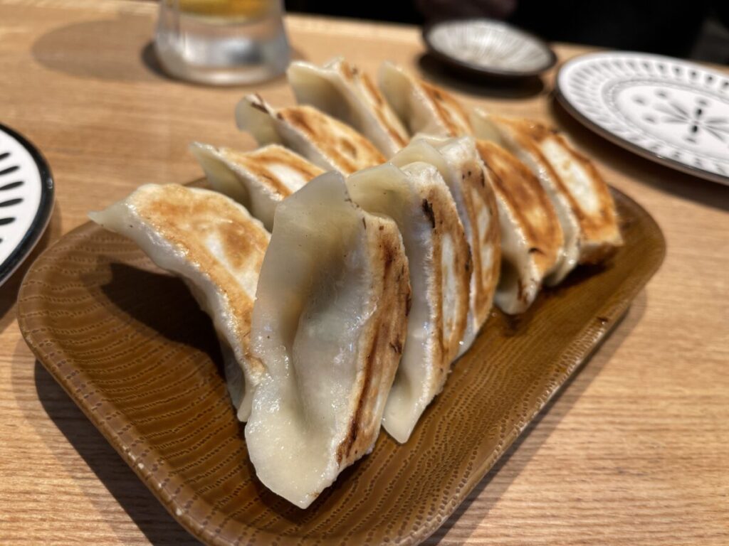 あご出汁焼き餃子（にんにくなし）５ヶ190円