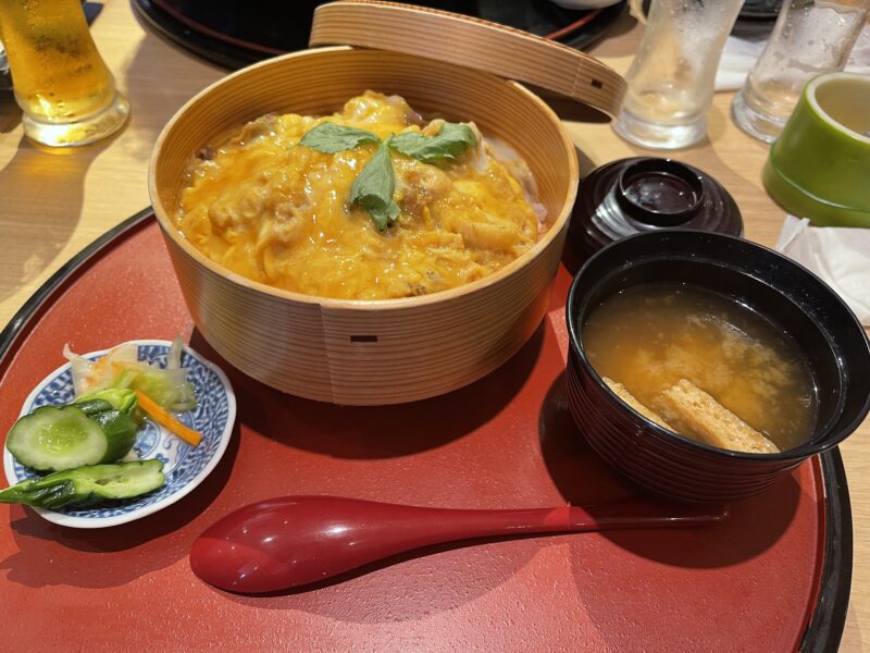 比内地鶏の究極親子丼