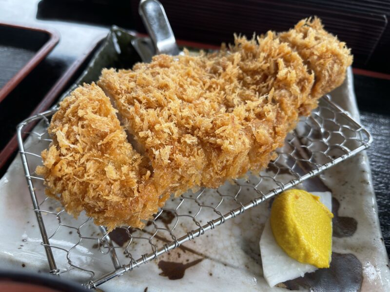 奥利根もち豚ロースかつ定食 1,880円