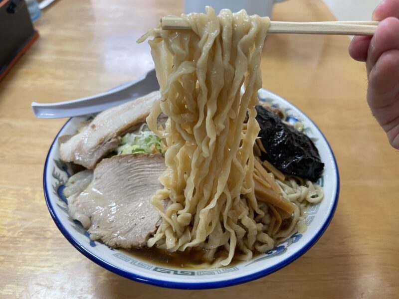 ケンちゃんラーメン 麺リフト