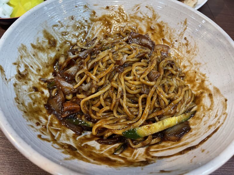韓国風ジャージャー麺（チャジャンミョン）